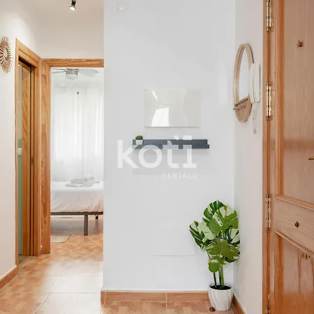 Koti - Sandy פואנגירולה