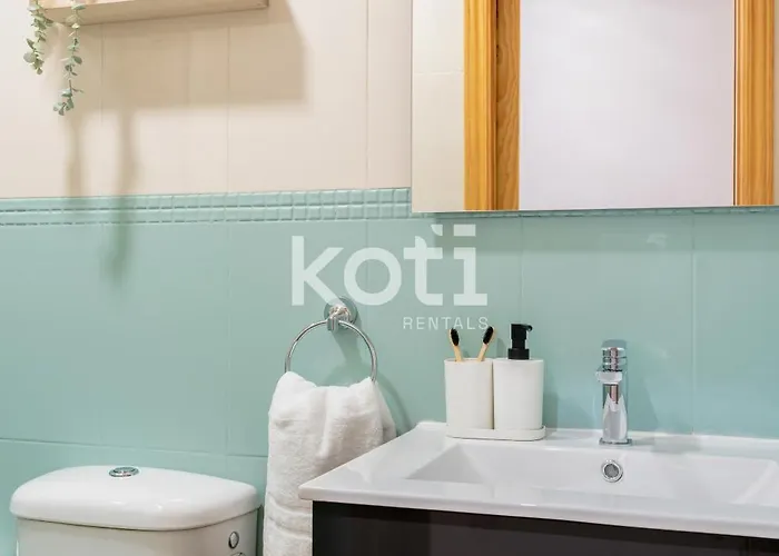 Koti - Sandy Фуенхірола